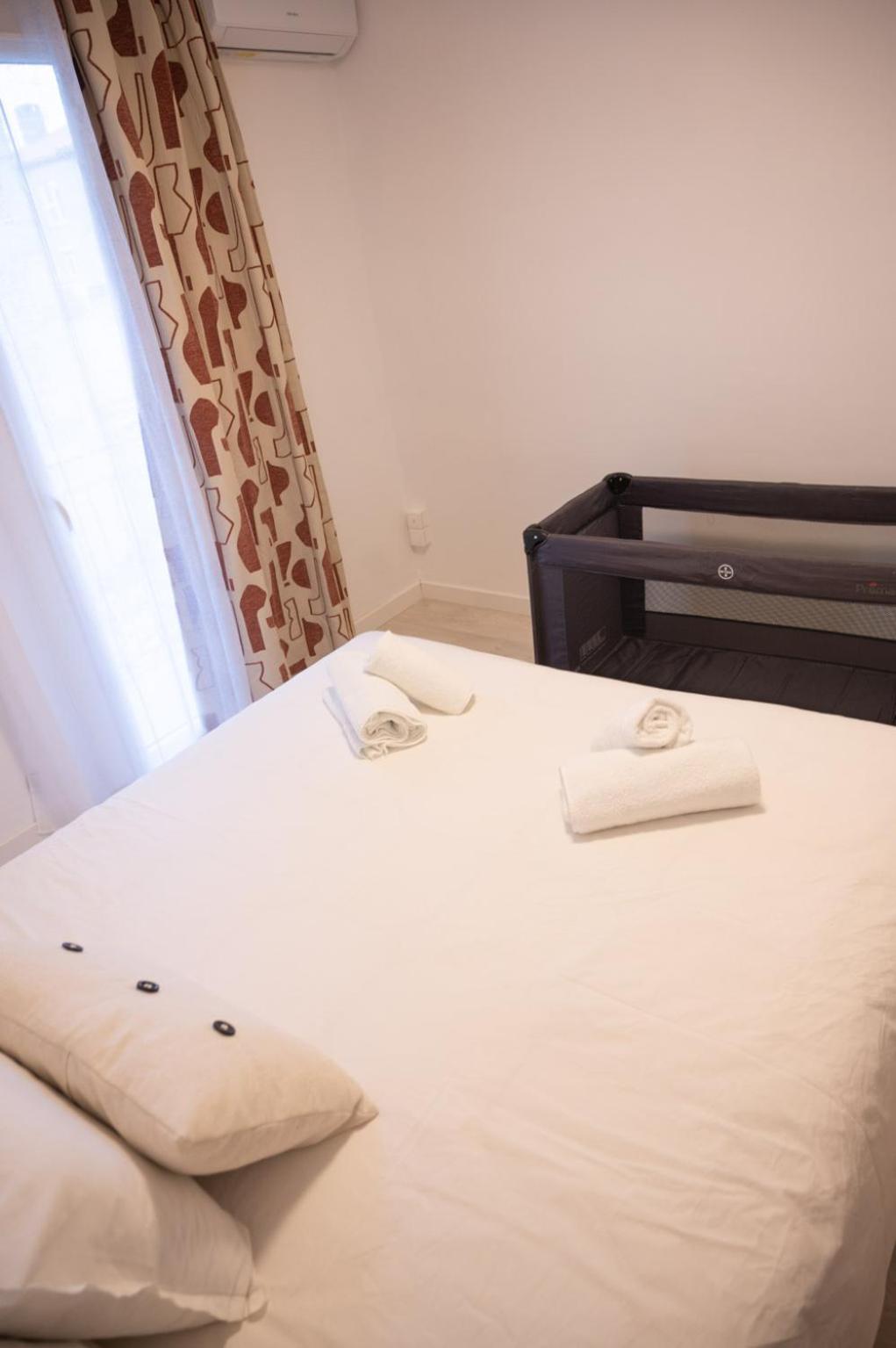 Lou Cabanot - Appartement Lumineux 3 Chambres - Parking Gratuit Beziers Exterior photo